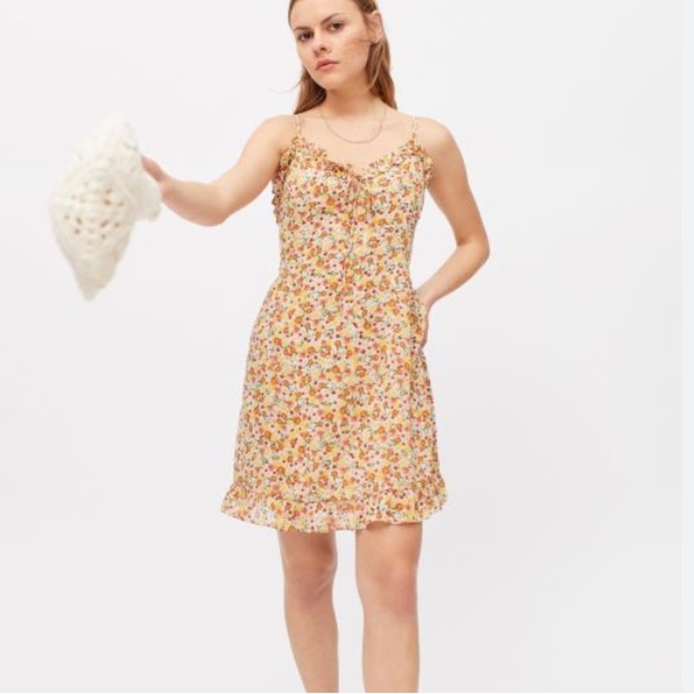 Urban Outfitters Forum Sweetheart Floral Mini Dress